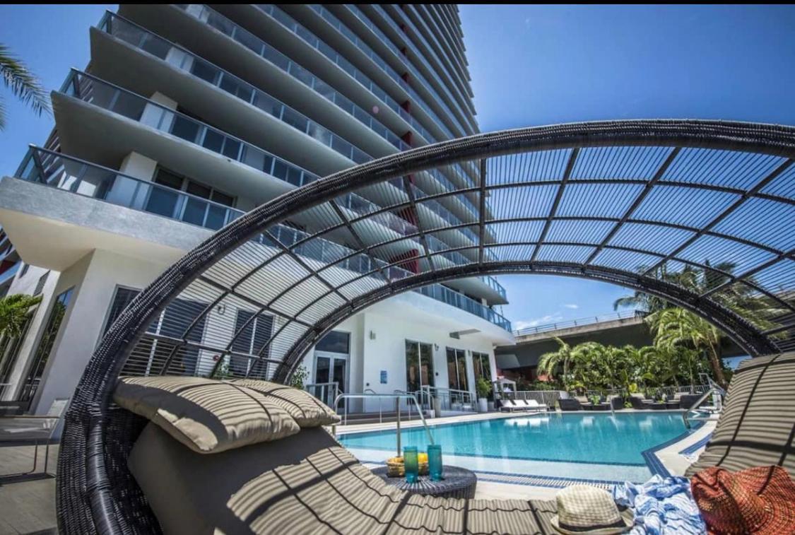 Studio In Hallandale 2 Beds 哈兰代尔海滩 外观 照片