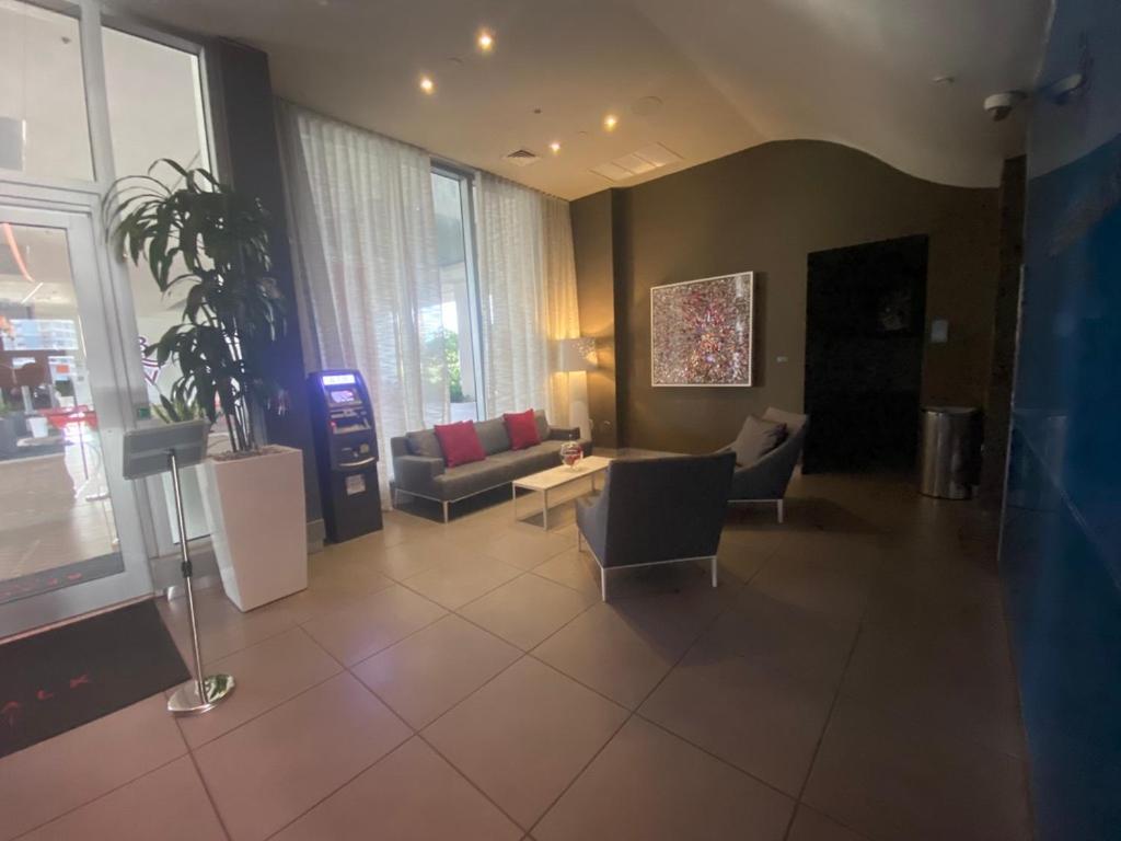 Studio In Hallandale 2 Beds 哈兰代尔海滩 外观 照片
